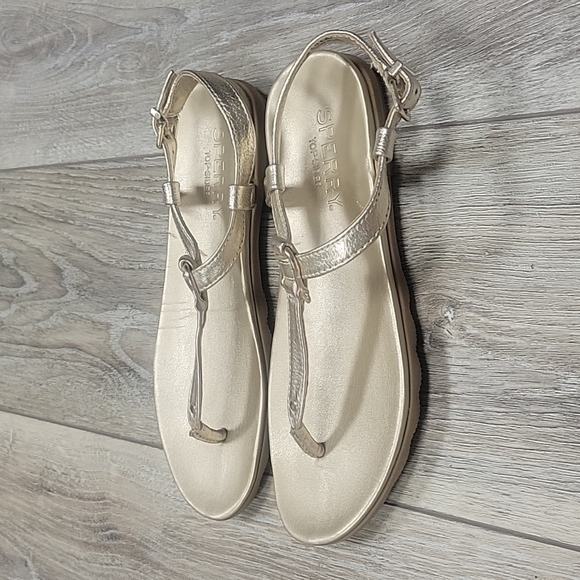 Sperry Top Sider Gold Leather Saltwater T-Strap Sandals - Picture 3 of 6